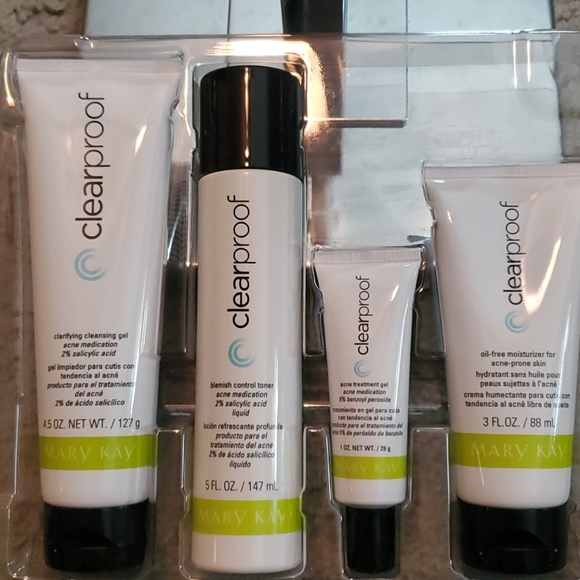 🧼Clearproof Acne System Set🧼 - Picture 5 of 5